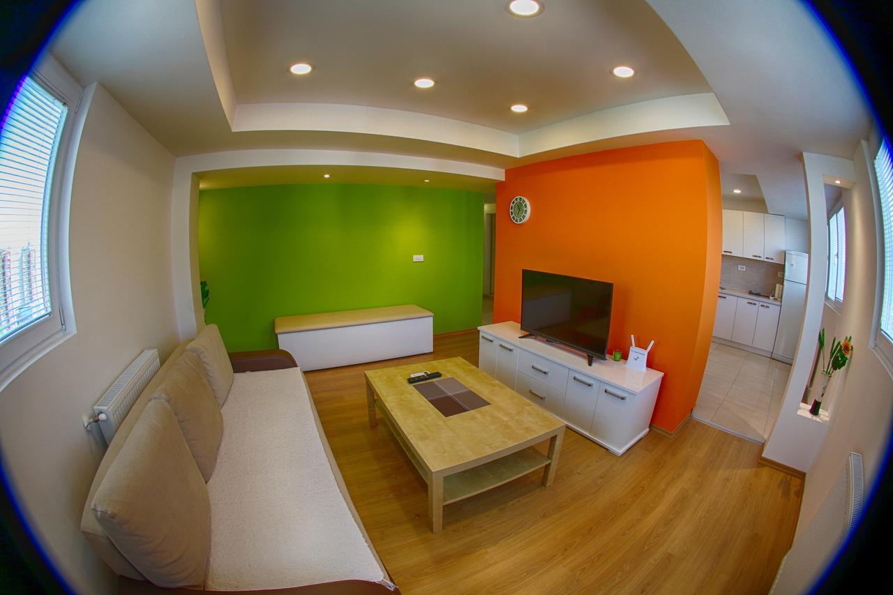 Premium 4U - City Center 50M2 - สโกเปีย ภายนอก รูปภาพ